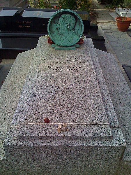 Файл:Mandel-grave.jpg