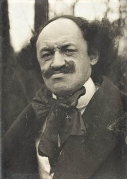 Файл:Robert Guttmann.jpg