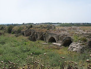 Файл:Древние сооружения.jpg