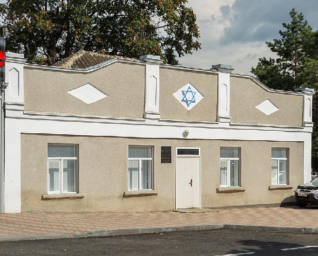Файл:Оргеевская синагога Sinagoga Orheiului Orhei Synagogue (44106220910).jpg