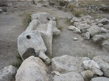 Файл:Meggido Manger.jpg