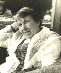 Файл:L R Kabo.jpg