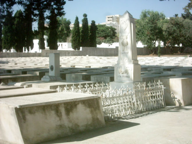 Файл:Rhodes Jewish cemetery d.jpg