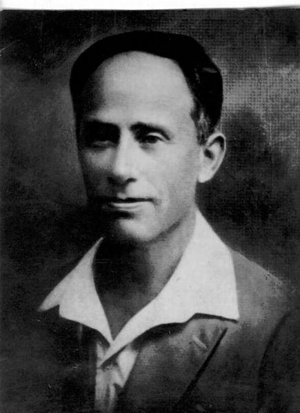 Файл:Eliezer Yoffe portrait 1920.jpg