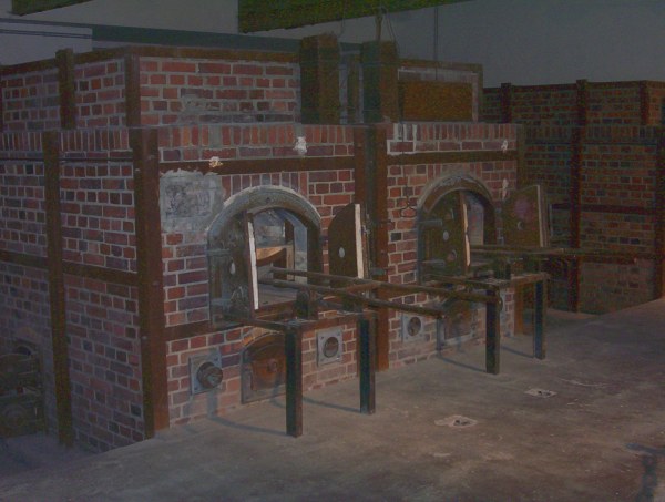 Файл:Dachau Ofen.jpg
