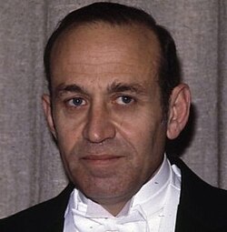 Файл:Shlomo Argov.jpg