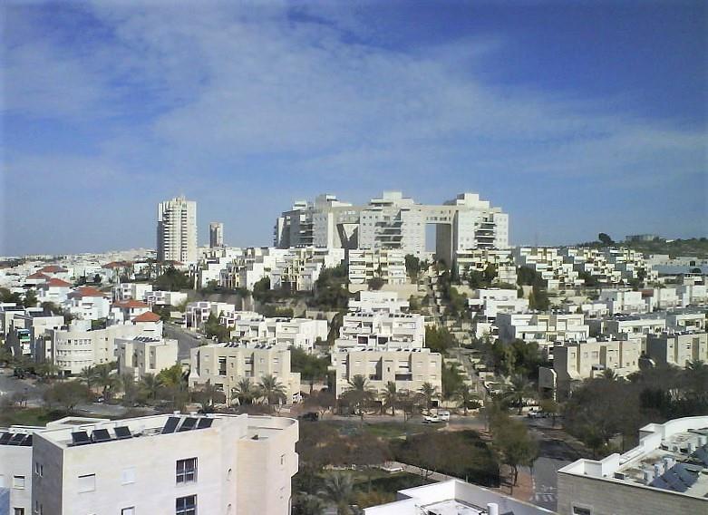 Файл:Modi'in 02003.jpg.JPG