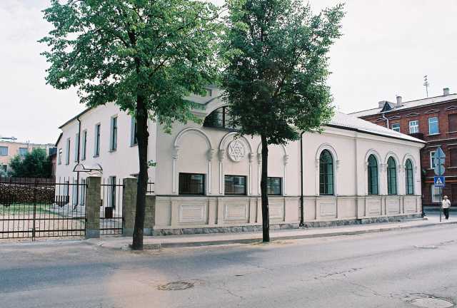 Файл:Daugavpils sinagoga 2006.jpg