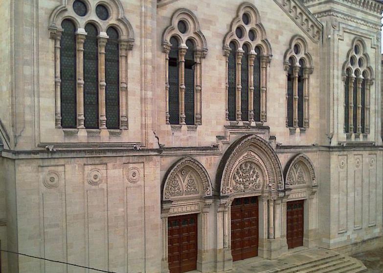 Файл:Facade synagogue bordeaux.jpg