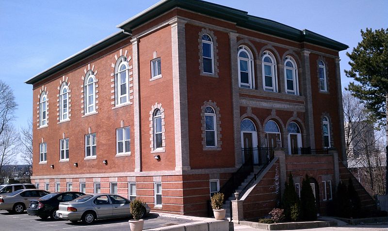 Файл:Shaarai Torah Worcester.jpg