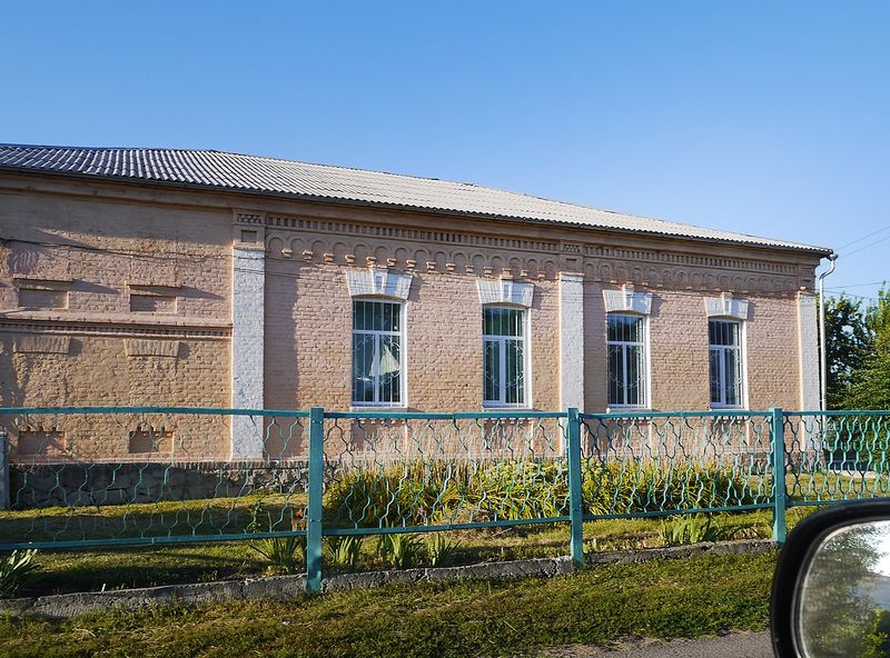 Файл:Фастів P1930608 Хедер.jpg