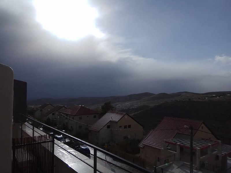 Зимняя буря в Иудейской пустыне. Фото Вадима Бугаенко.