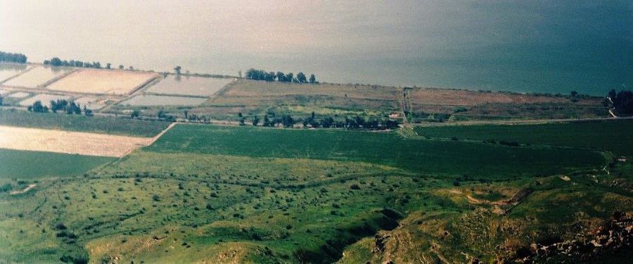 Вид с Голан на Кинерет.