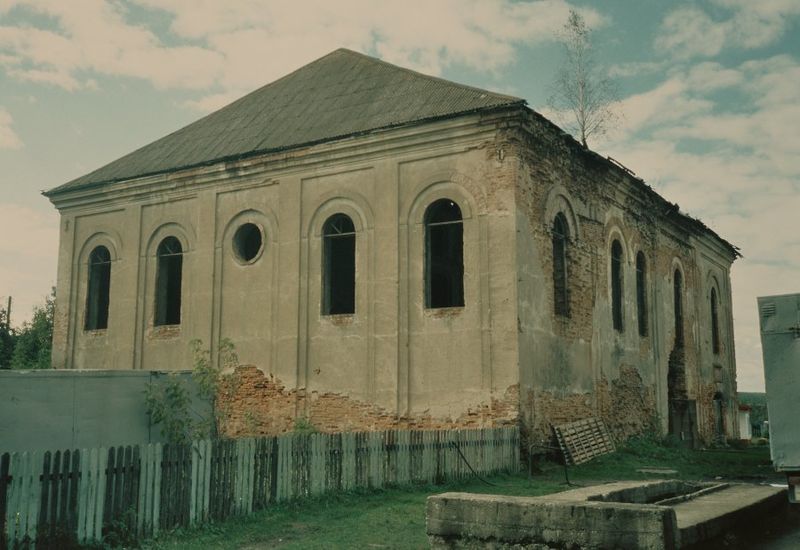 Файл:Ruzhany synagogue 2006 1.jpg