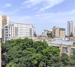 Район улицы Бялика в Рамат-Гане, апрель 2023 г.