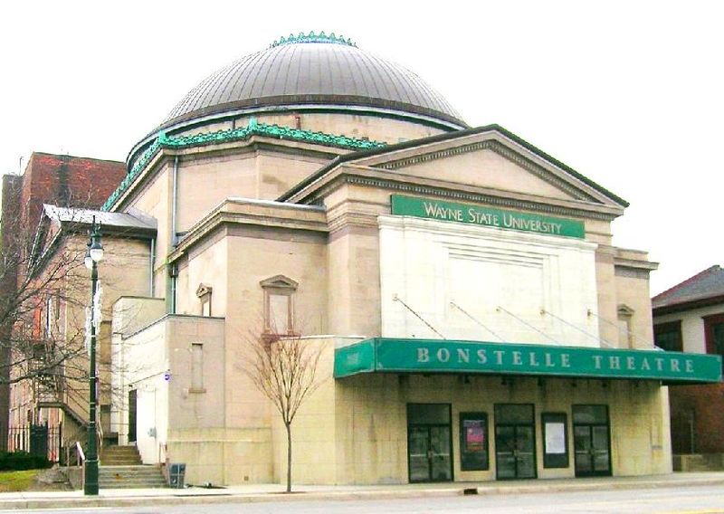 Файл:Temple Beth-El Bonstelle Theater.jpg