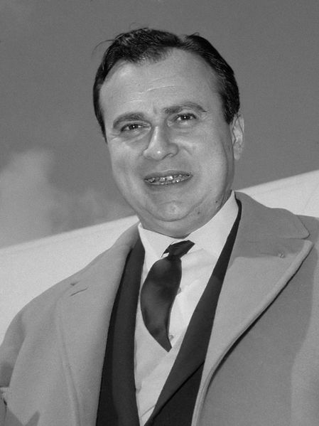 Файл:Henryk Szeryng (1964).jpg