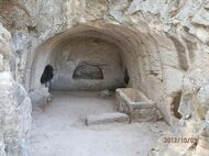 Погребальная камера с саркофагом. Фото д-ра Александра Луговского.