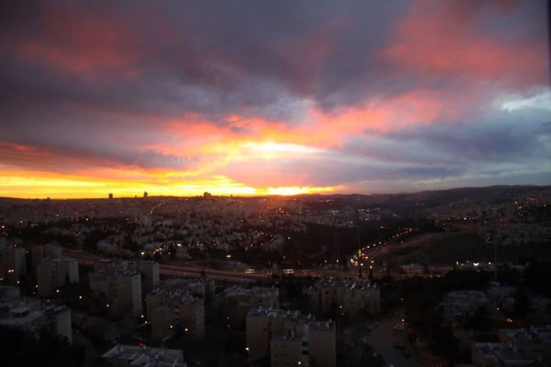 Закат в Иерусалиме. Фото Марка Барона.