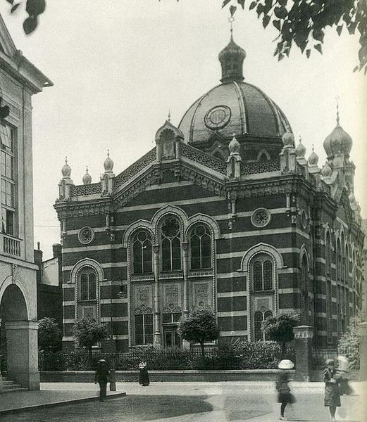 Файл:Synagogue in Opawa.JPG
