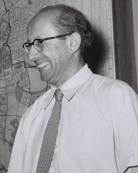 Файл:סול יורוק וחיים לבנון (cropped).jpg