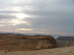 Вид с плато на ущелье Хевер. (с) Фото Михаила Туваля