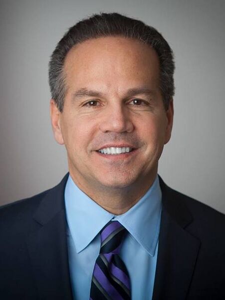 Файл:David Cicilline official photo.jpg